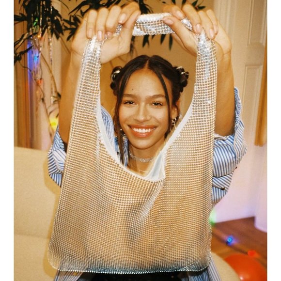 Urban Outfitters Gaia Chainmail Shoulder Bag Silver New With Tags - Picture 3 of 8